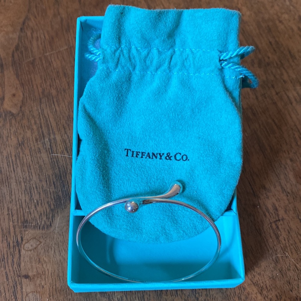 Tiffany’s Elsa Peretti Teardrop bangle bracelet